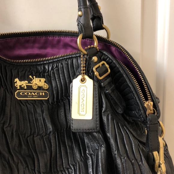 Coach purse and wallet - Picture 5 of 8